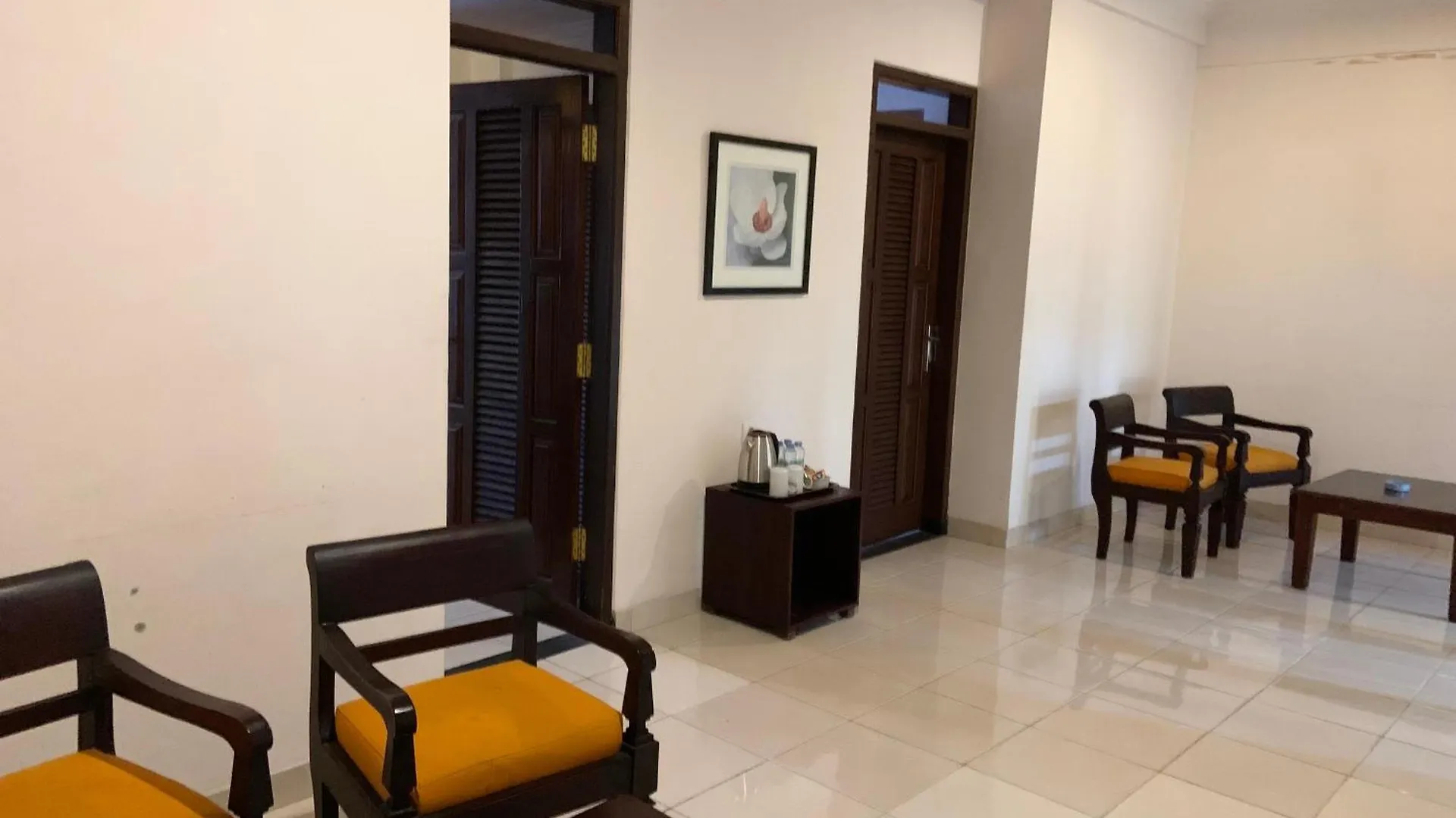 Hotel Nirwana Suites Denpasar