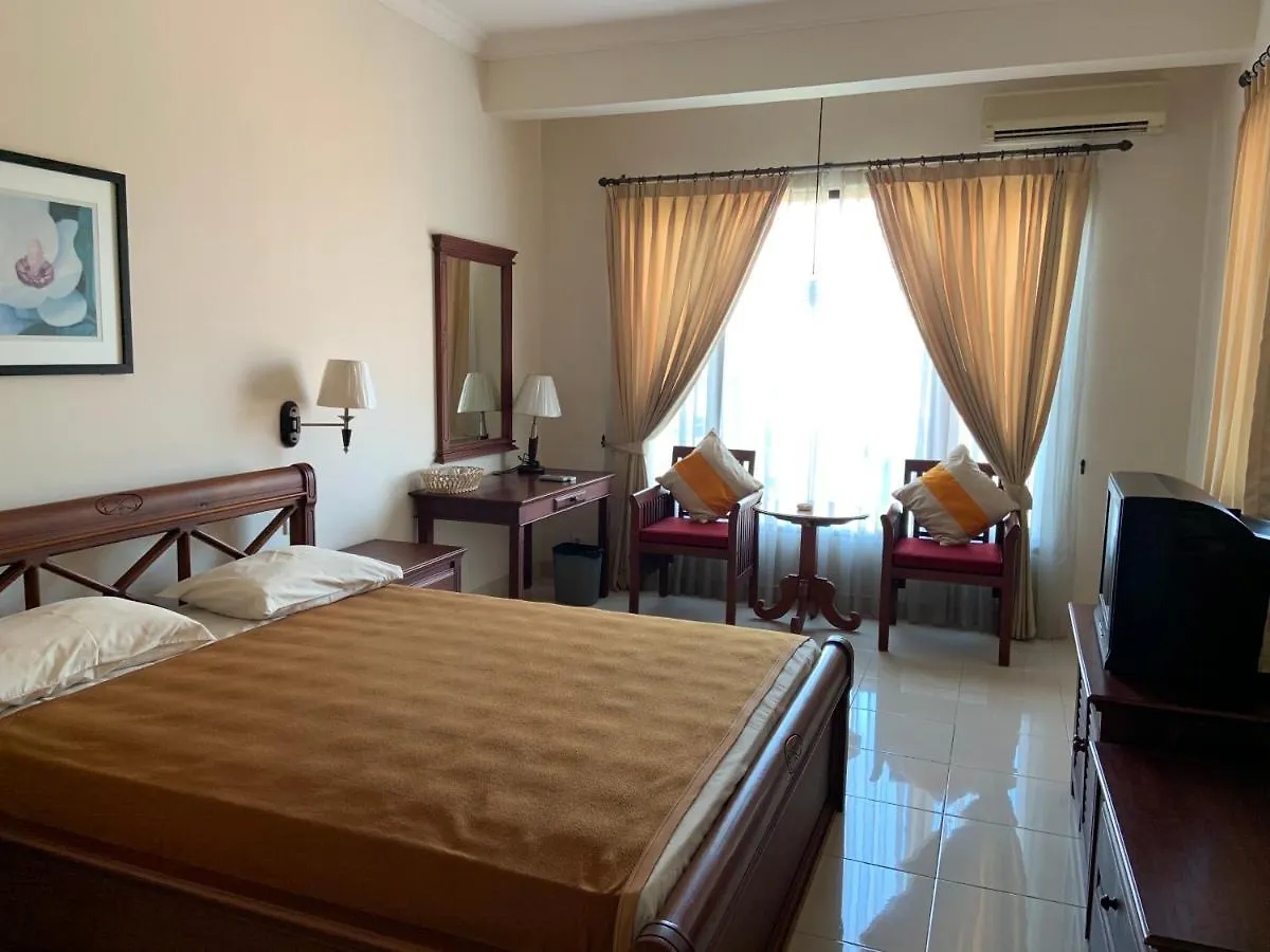 Nirwana Suites Denpasar  Denpasar (Bali)